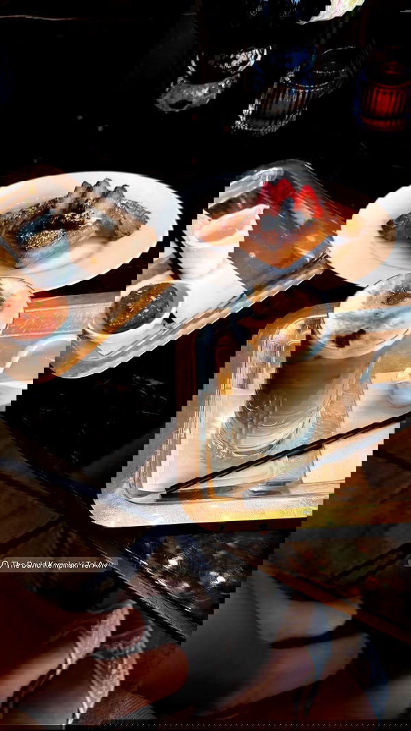 shelly_.mor shelly_.mor archive image