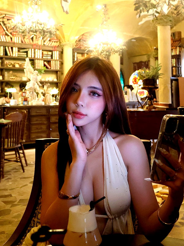 lyhythuedoxinh instagram image archive image