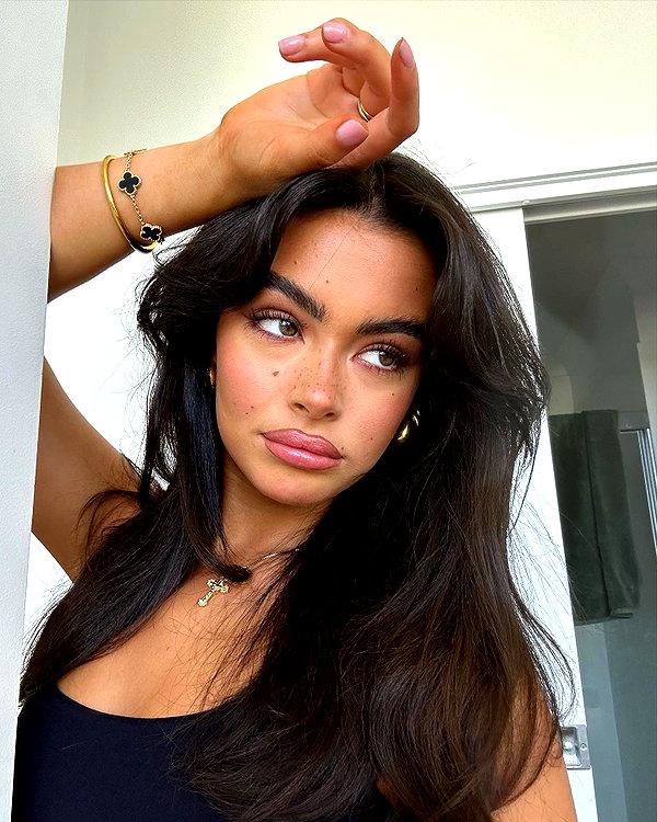 oliviaphillipps instagram image archive image