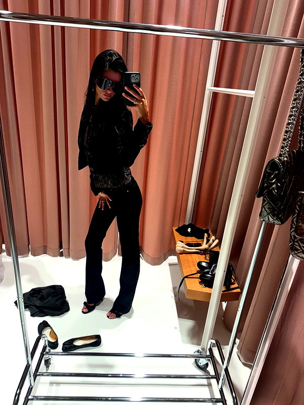 reneeebeller instagram image archive image
