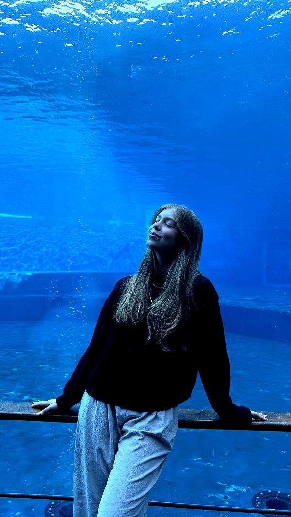 mishel_d_ instagram image archive image
