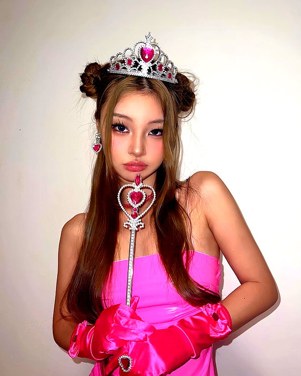 ll.lu1s instagram image archive image
