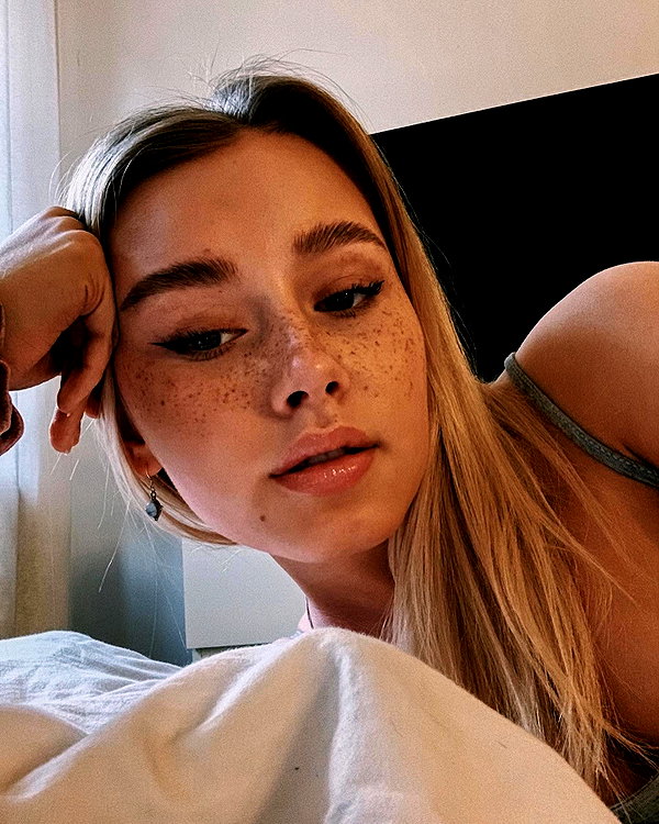 lilih instagram image archive image