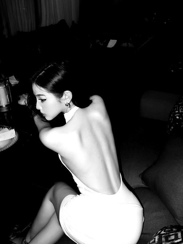 lyhythuedoxinh instagram image archive image