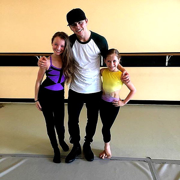 ellianawalmsley instagram image archive image