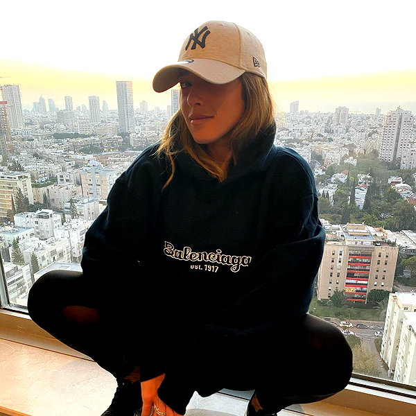 annezivi instagram image archive image