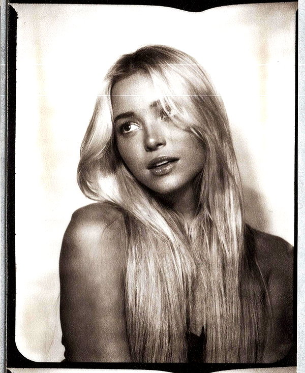 livvydunne instagram image archive image