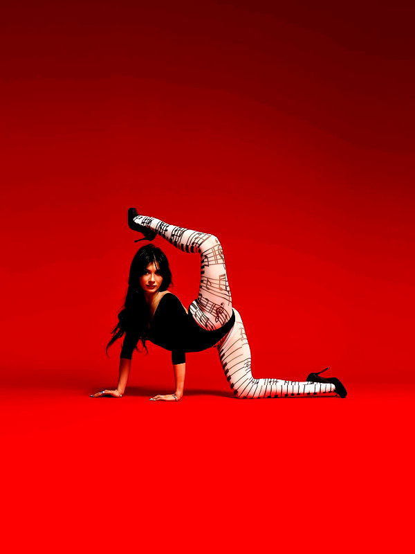 ellianawalmsley instagram image archive image