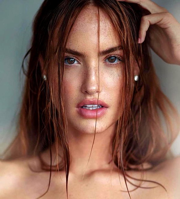 baddiesessence instagram image archive image