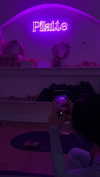 v.qx Altpins Profile Picture