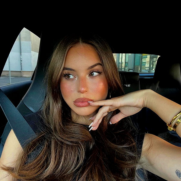 zoeliss instagram image archive image