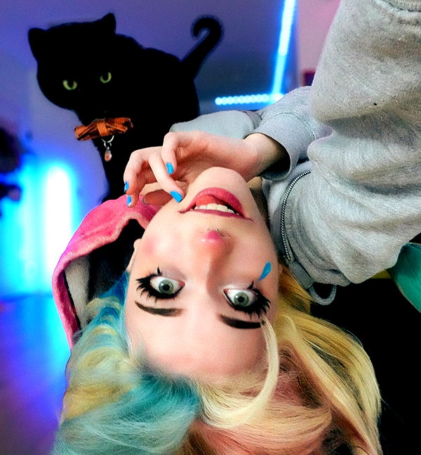 Archived image from @iluvmeww on Instagram