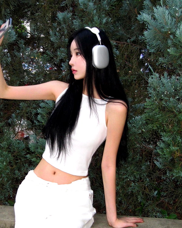 daxbin instagram image archive image