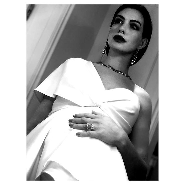 annehathaway instagram image archive image
