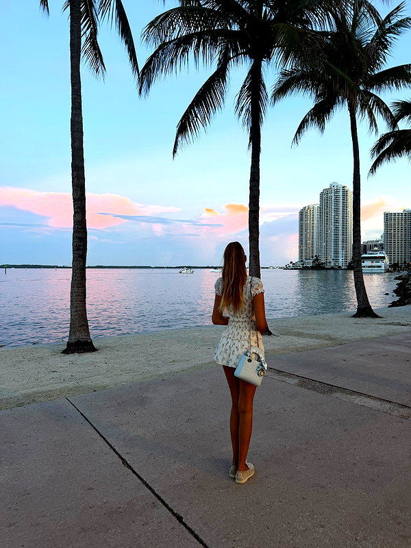 yuli.cohenn instagram image archive image
