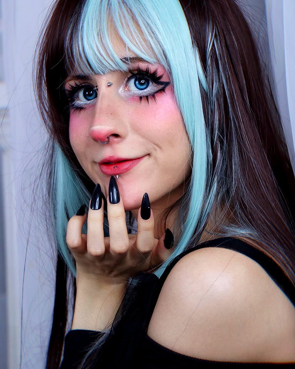 jadelaverne instagram image archive image