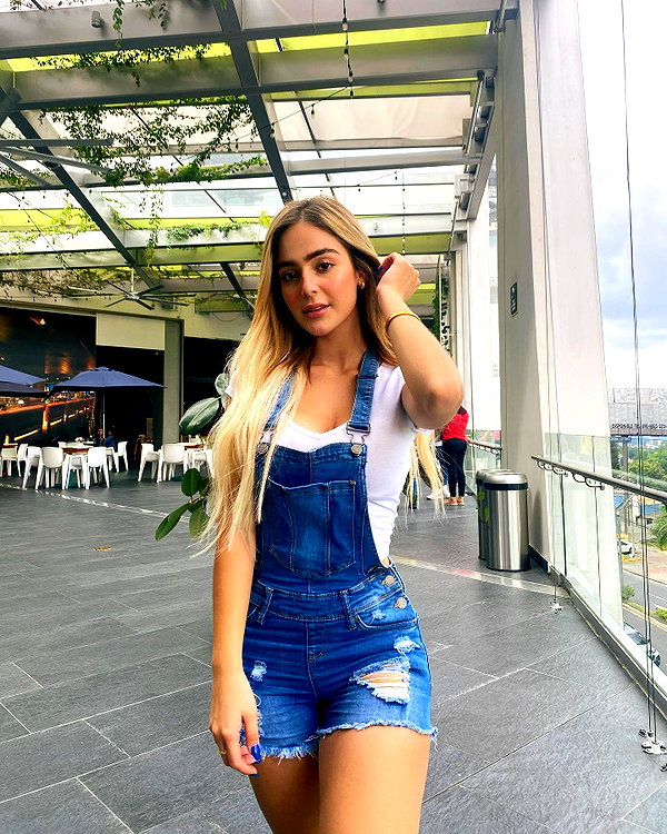 nicollefigueroaa instagram image archive image