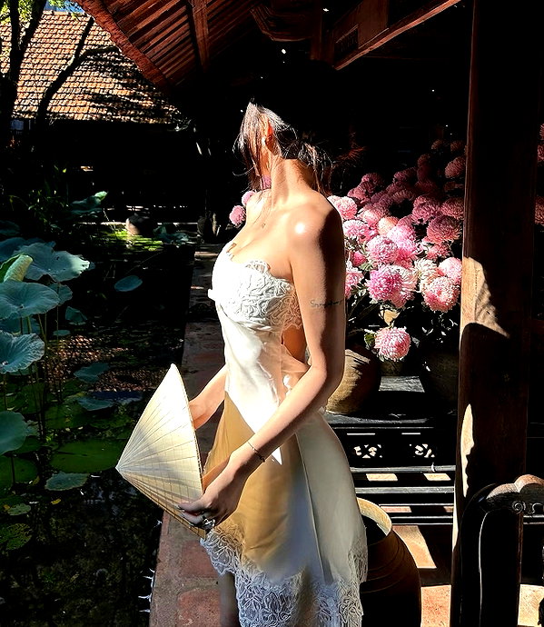 lyhythuedoxinh instagram image archive image