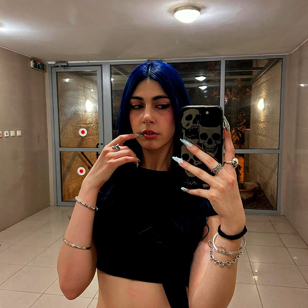 ayash.hila instagram image archive image