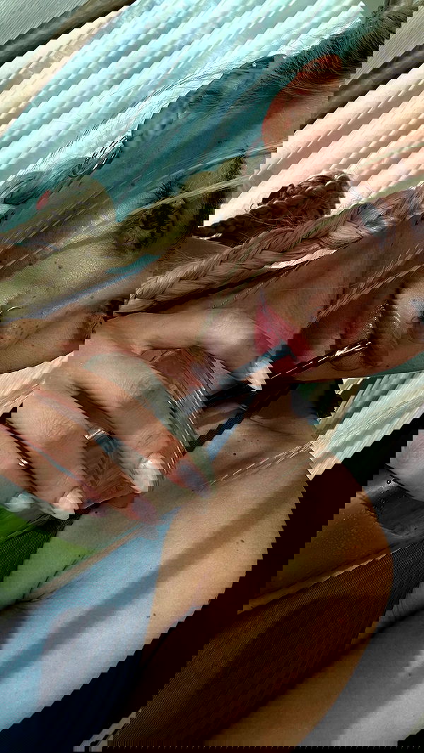 alexandramarianna alexandramarianna archive image