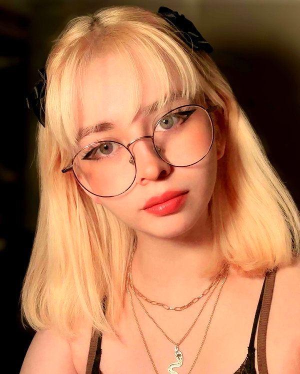 luly1980s instagram image archive image