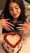 evasela__ Altpins Profile Picture