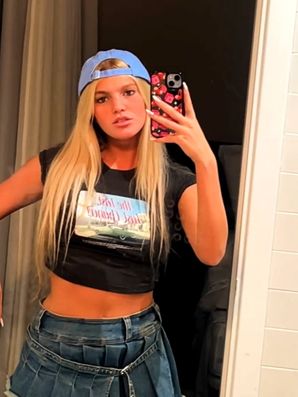 mikaveltman instagram image archive image