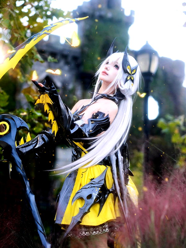 xier_cos instagram image archive image