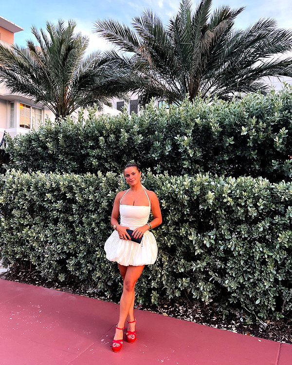 isabella.lauren instagram image archive image