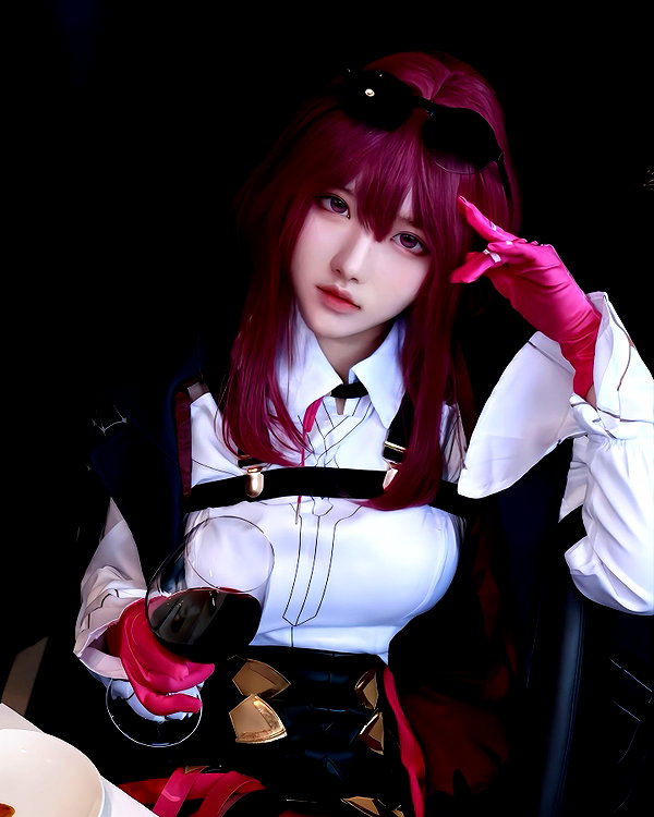 gallery_cosplayer instagram image archive image