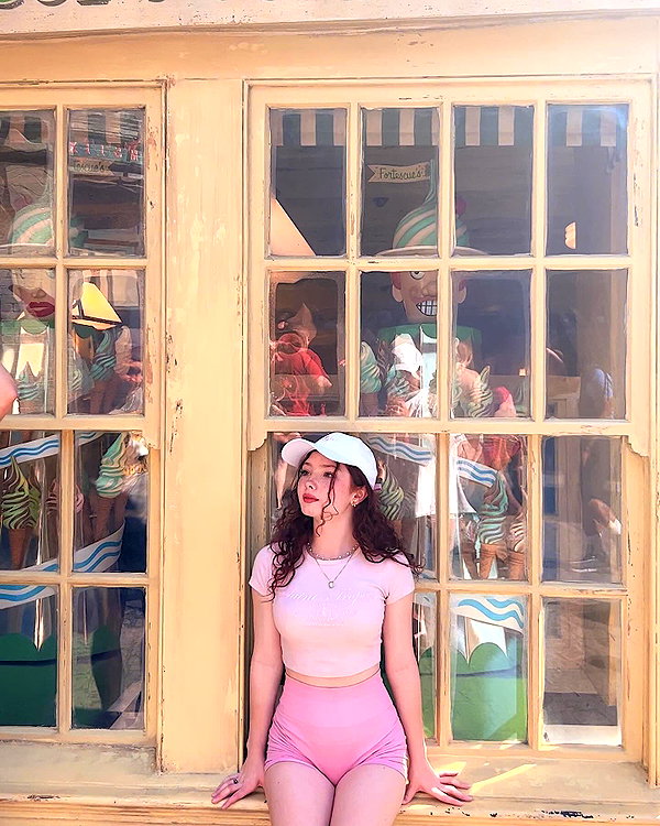 livia._.paige instagram image archive image
