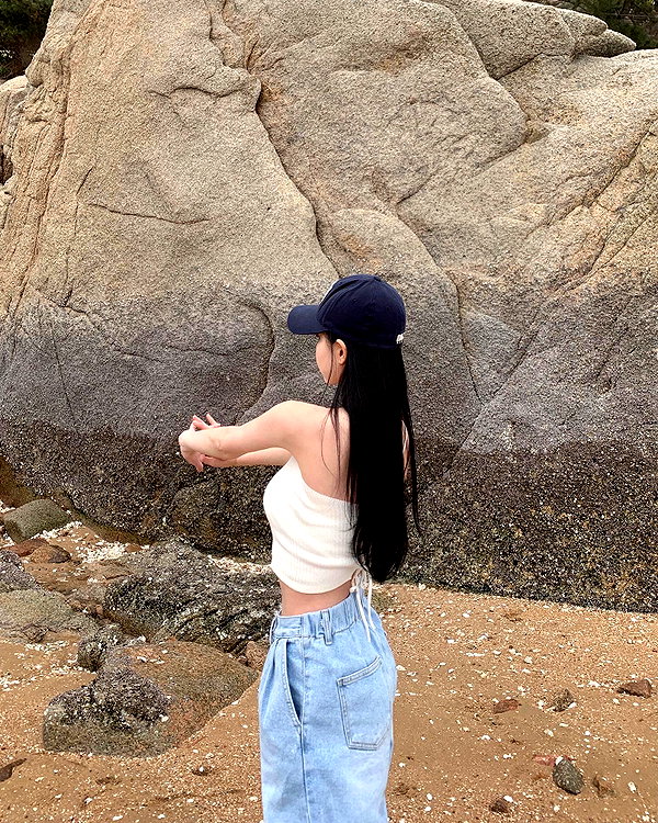 daxbin instagram image archive image