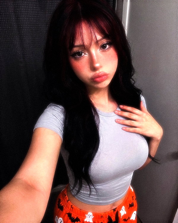 vampeess instagram image archive image