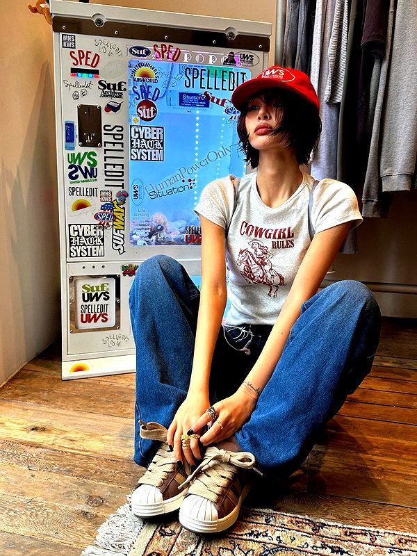 ll.lu1s instagram image archive image
