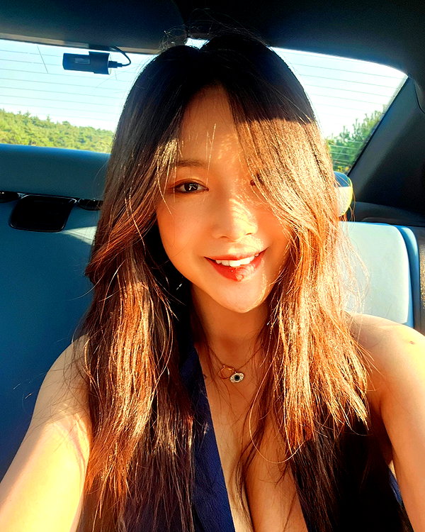 norajoy_official instagram image archive image