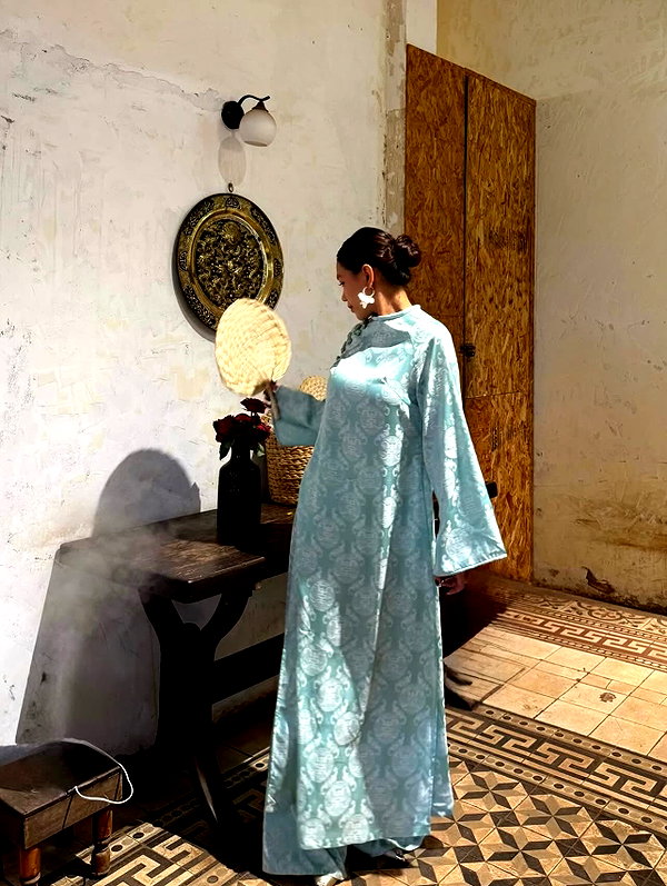 lyhythuedoxinh instagram image archive image
