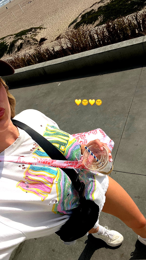 kaylasimmmons instagram image archive image
