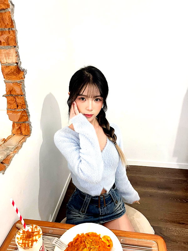 52._.0921 instagram image archive image