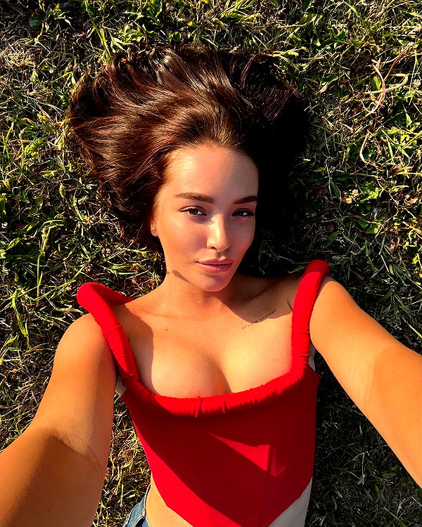 veroni22ka instagram image archive image