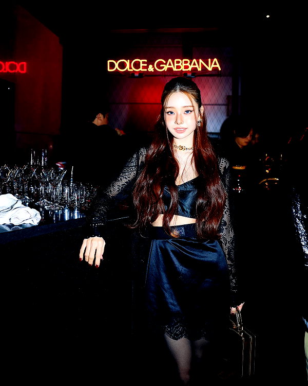 dear.zia instagram image archive image