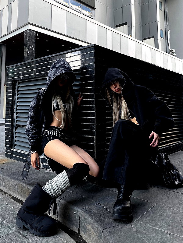 31thg10 instagram image archive image