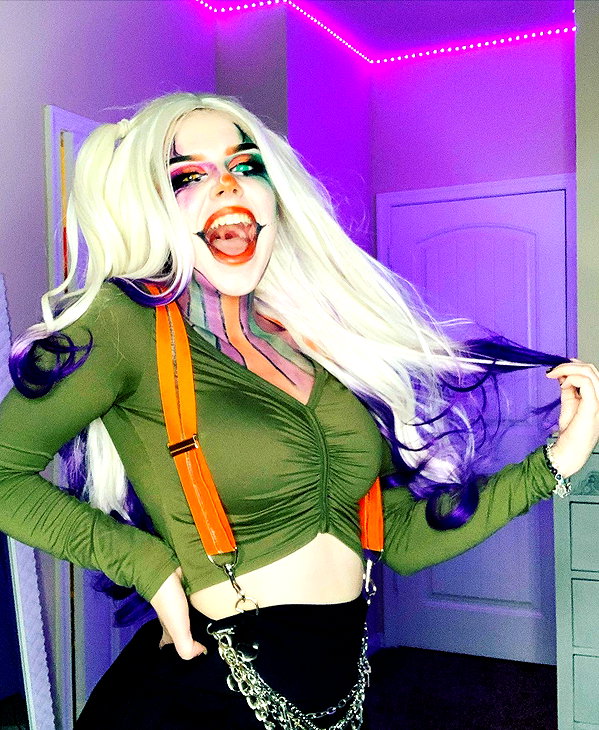 yeahimcaroline instagram image archive image