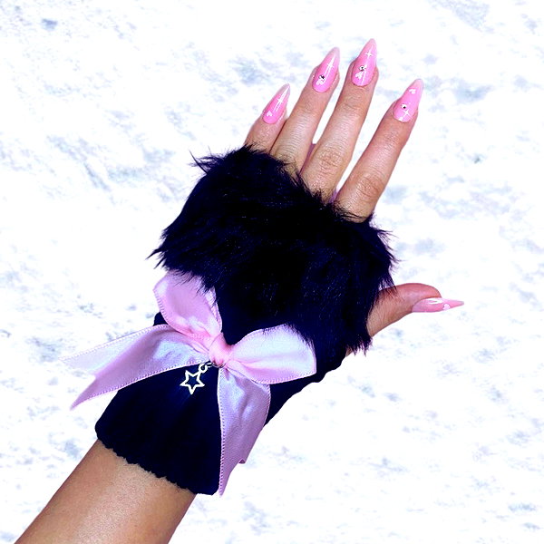 cyberangelz.shop instagram image archive image