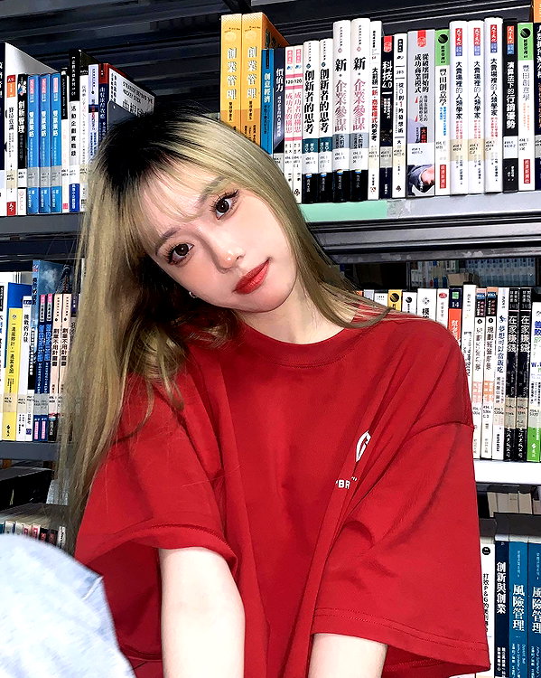 ku._03 instagram image archive image
