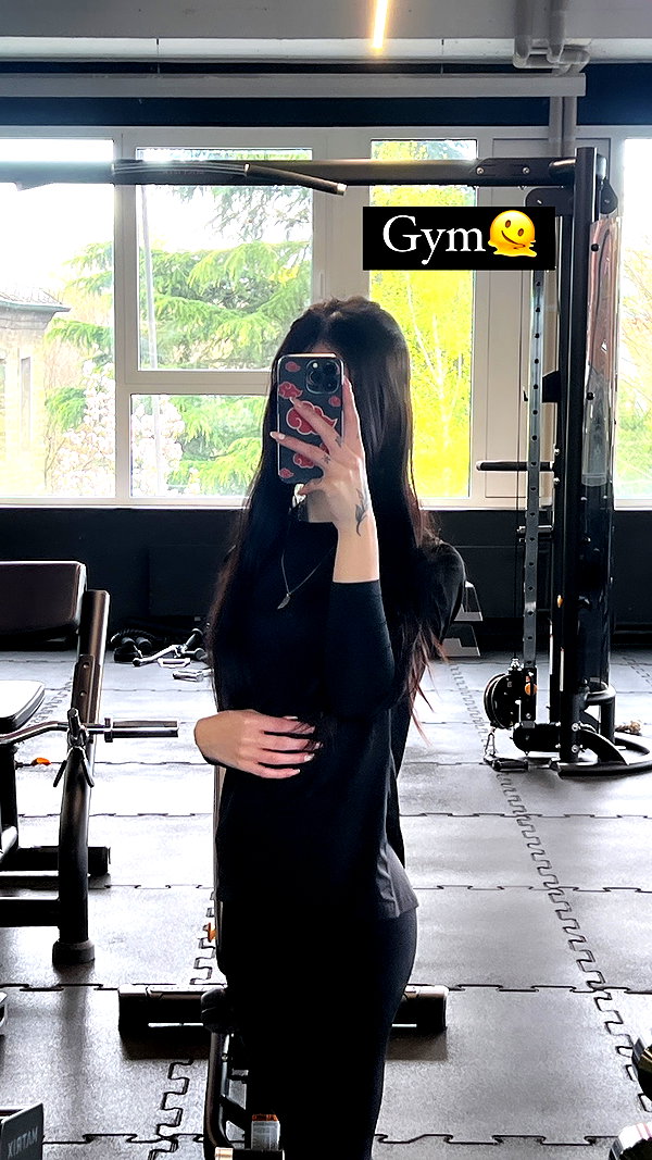 cata.leyah instagram image archive image