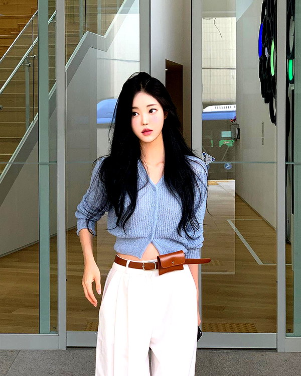 daxbin instagram image archive image