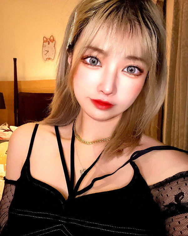 erokochiba instagram image archive image