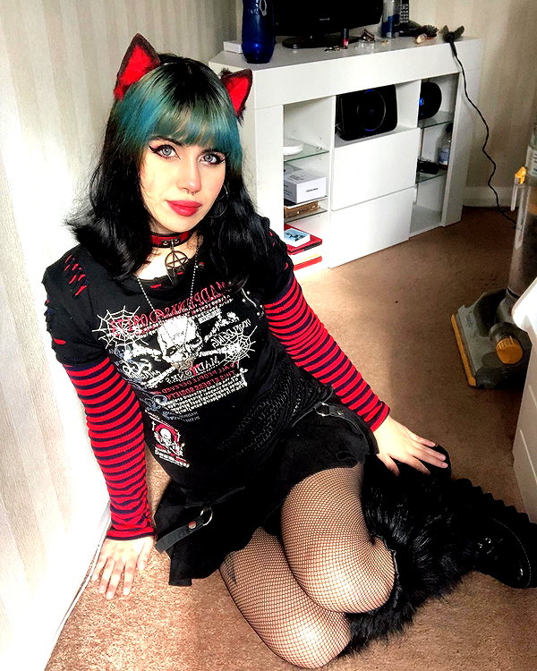 lucychernov instagram image archive image