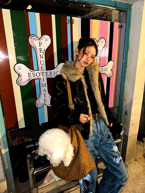 ll.lu1s instagram image archive image