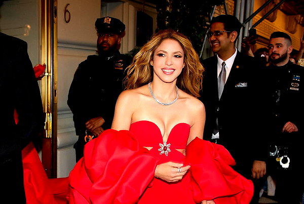 shakira instagram image archive image